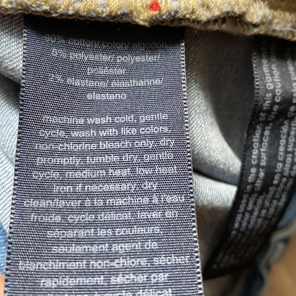 Tommy Hilfer denim distressed jeans shorts size 10 - Picture 9 of 9